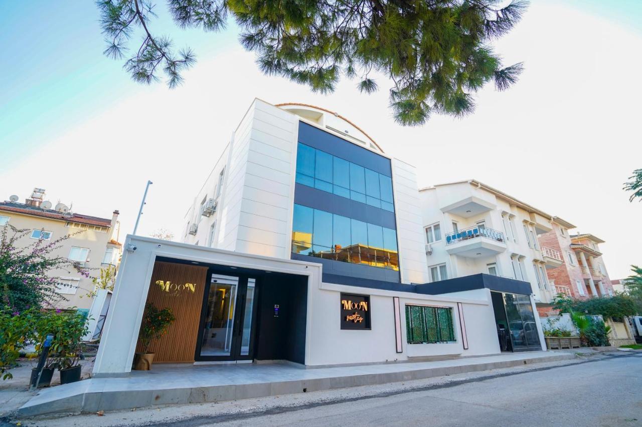 Moon Suites Antalya Bagian luar foto